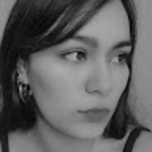 Meet your Posher, Carolina